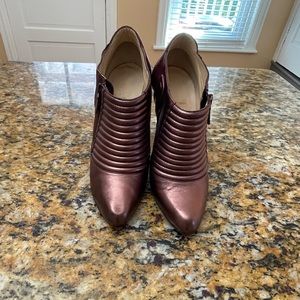 Christian Louboutin Metallic Purple Ankle Boots sz41 11US